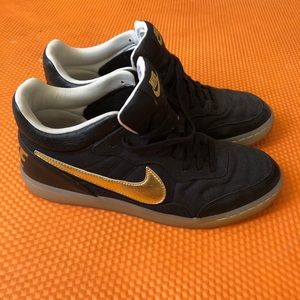 Nike Sneakers w/ Gum Bottoms